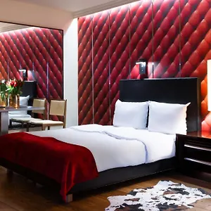 Adele Hotel